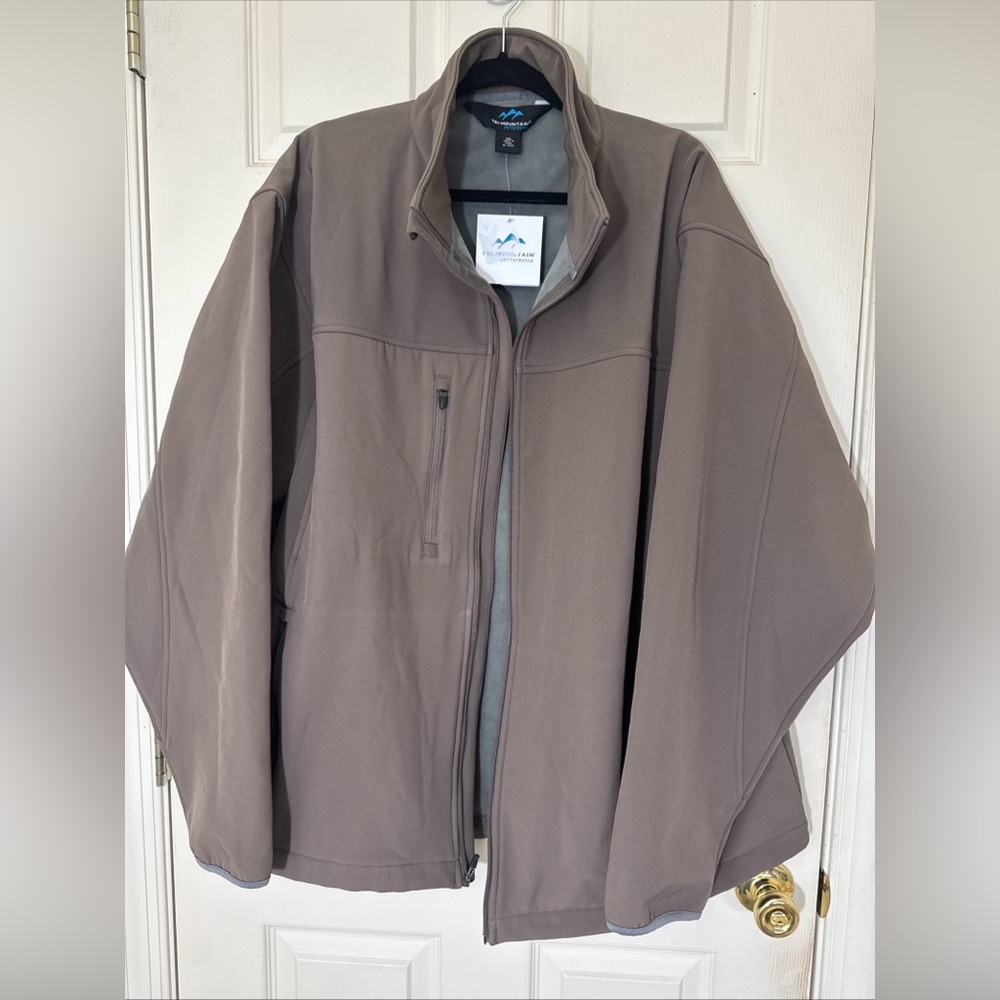 NWT Men’s Performance Any Weather Jacket Size 3XL Brown Fleece Lining Jacket